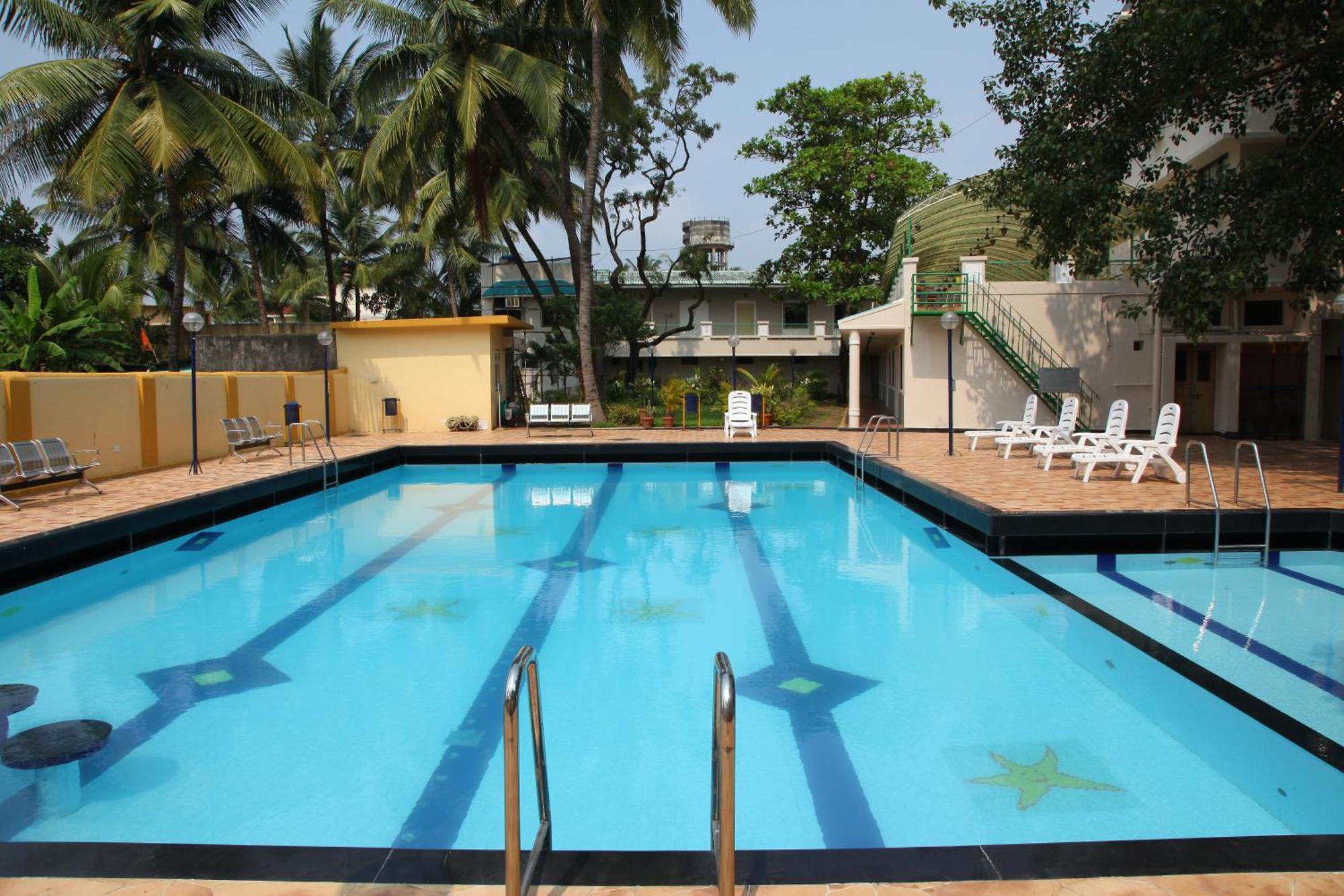 Hotel Ravikiran Alibaug Алибаг Экстерьер фото