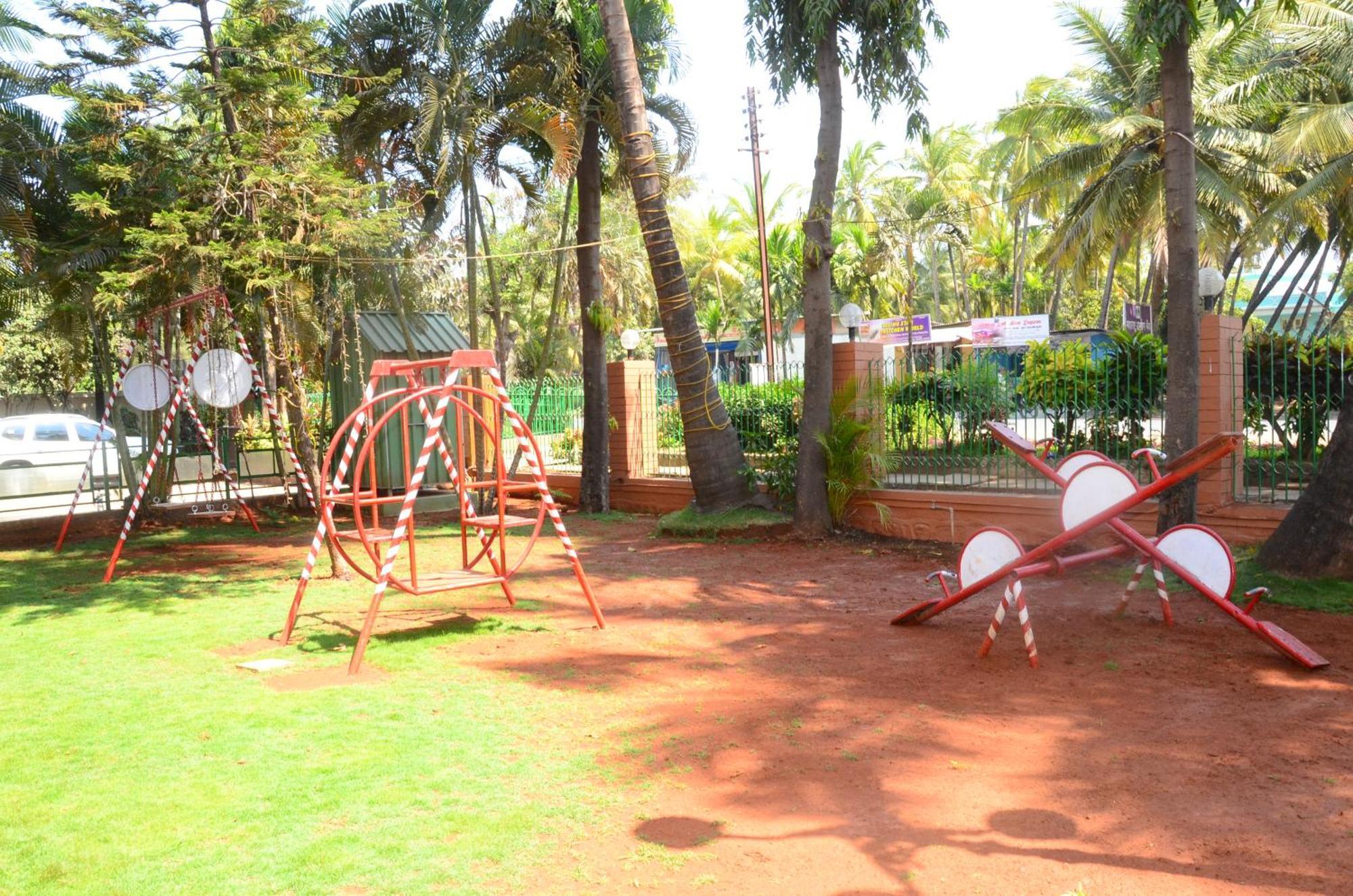 Hotel Ravikiran Alibaug Алибаг Экстерьер фото