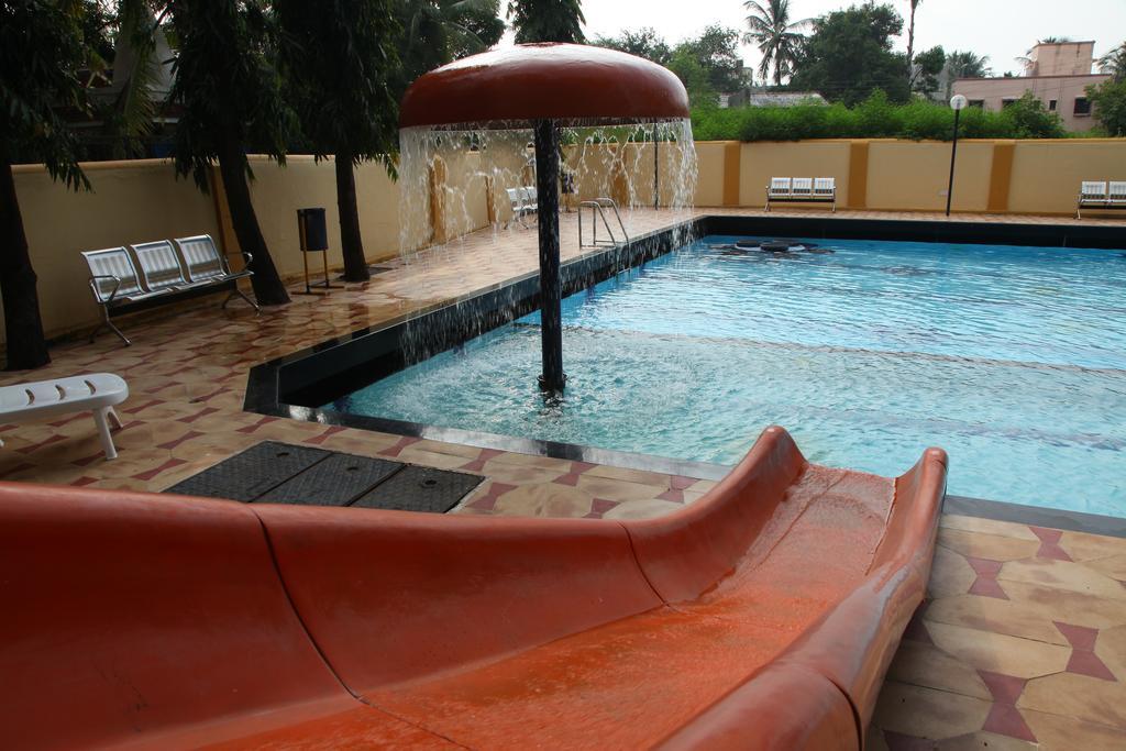 Hotel Ravikiran Alibaug Алибаг Экстерьер фото